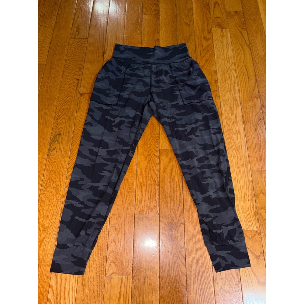 Athleta Salutation Camo Jogger Grey Black Camouflage High Rise Pockets Small